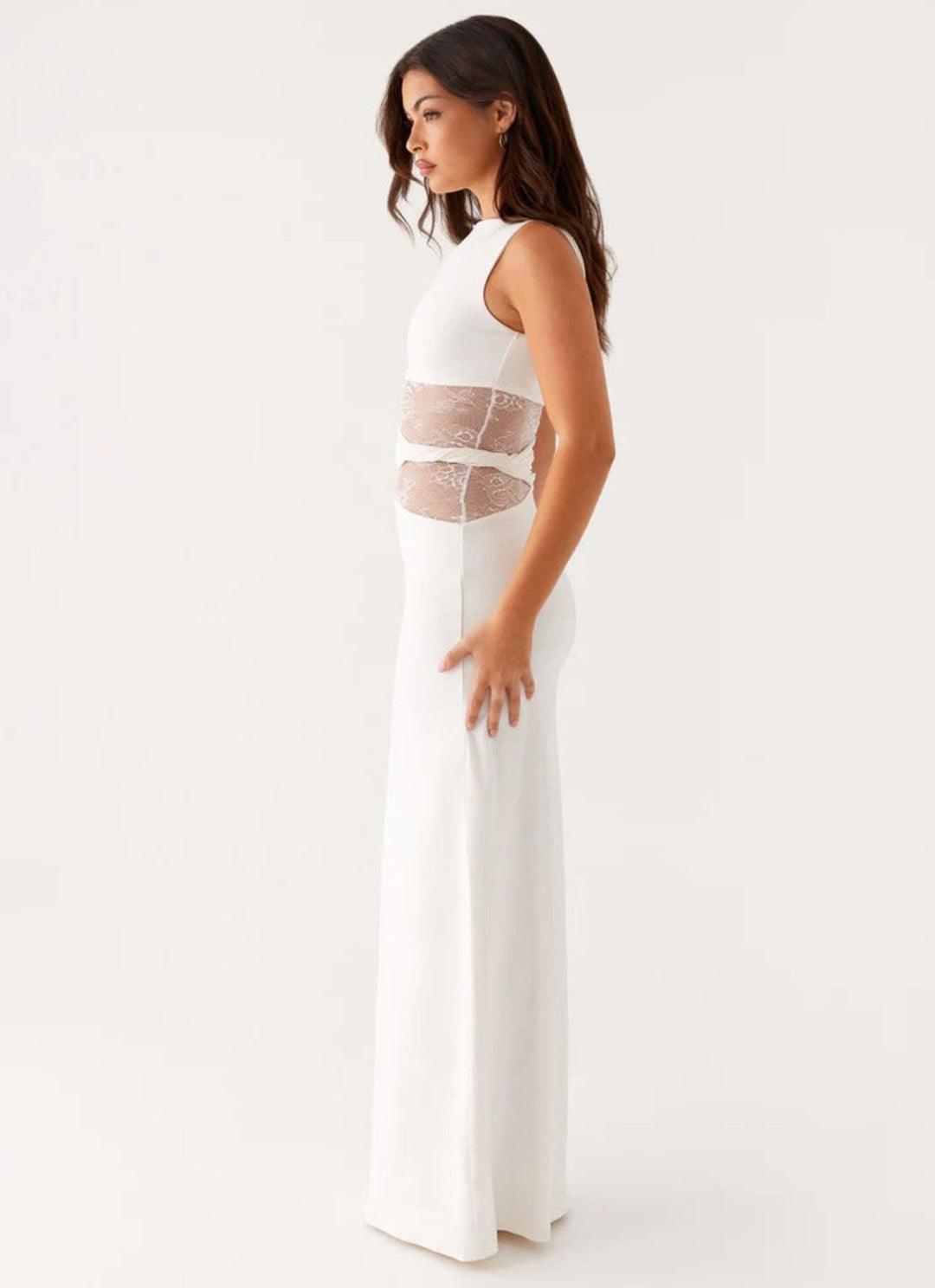 Leni - Maxidress aderente con tagli discreti e lacci