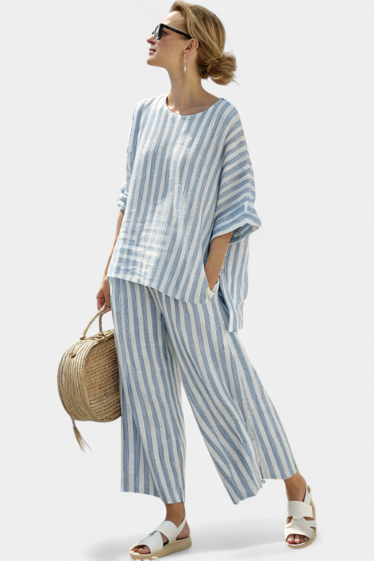Elegante Set Mediterraneo in Lino con Strisce Bluastre e Dettagli Freschi