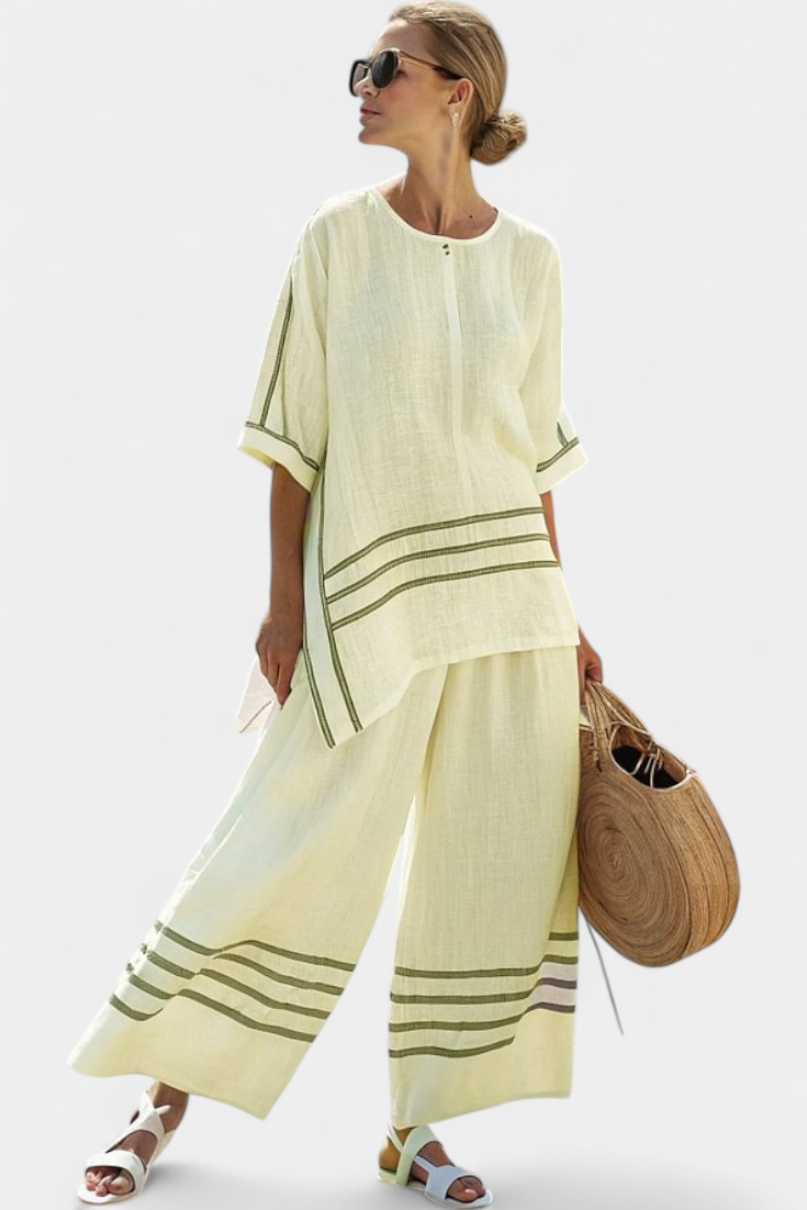 Completo di pantaloni ampi a righe con taglio irregolare - stile moderno e confortevole