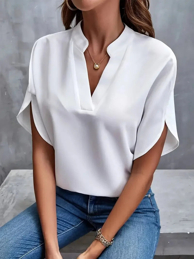 Concetta™ | Camicia Scollatura a V dal Taglio Morbido e Raffinato