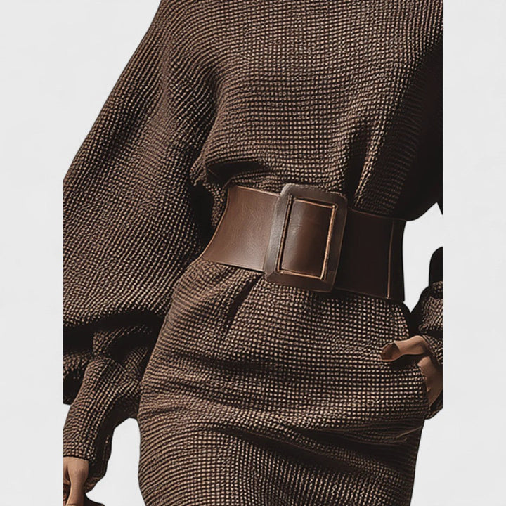 Cléa - Abito corto in maglia con cintura strutturata