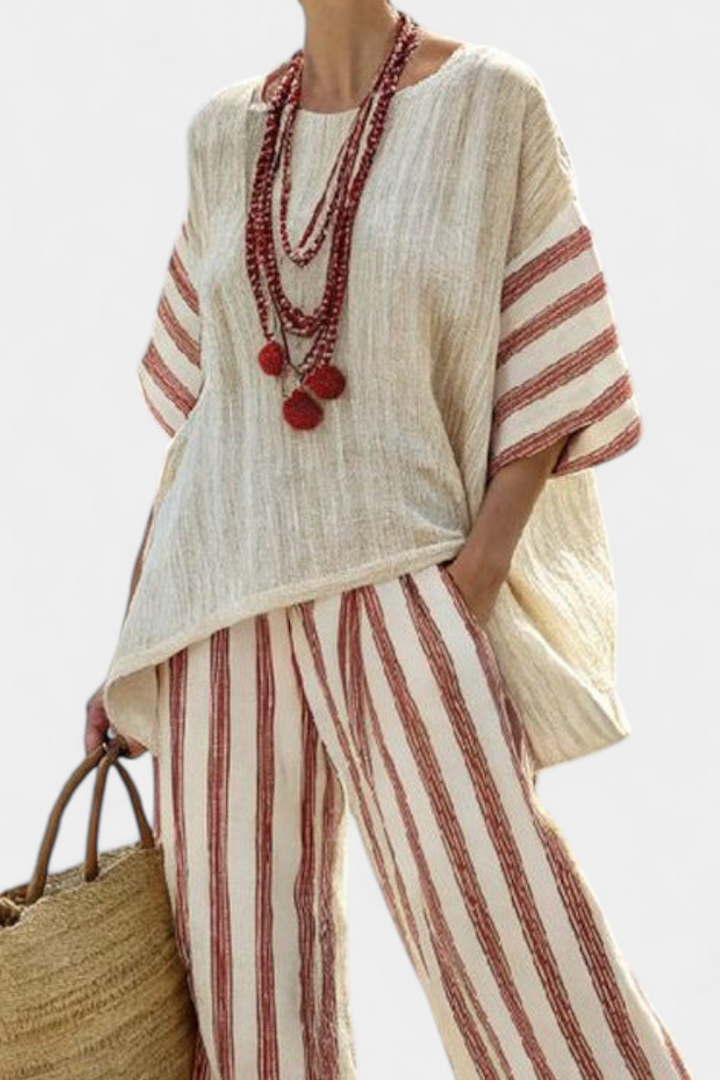 Rosalinda – top a righe rustico elegante e pantaloni in lino crema
