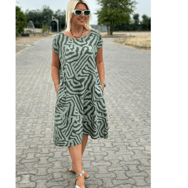 Vera | Vestito Estivo alla Moda con Stampa Colorata e Scollo Rotondo